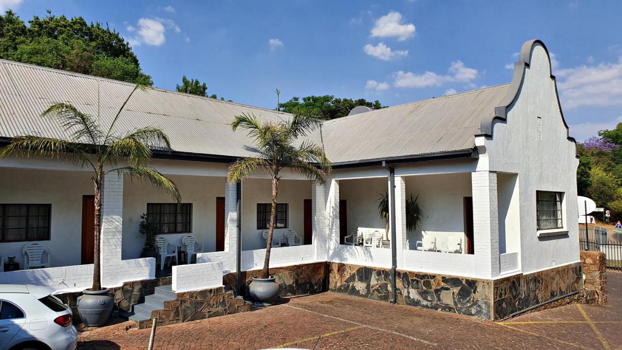 Lake Motel Hartbeespoort Exterior photo